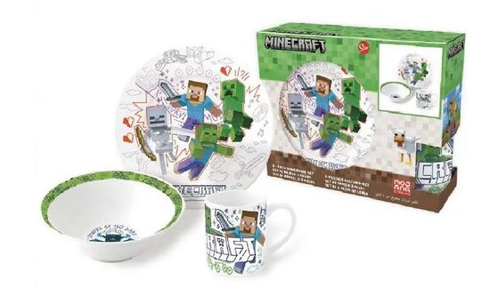 Porcelāna trauku komplekts.